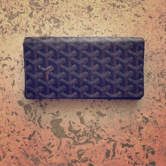 goyard wallet women's